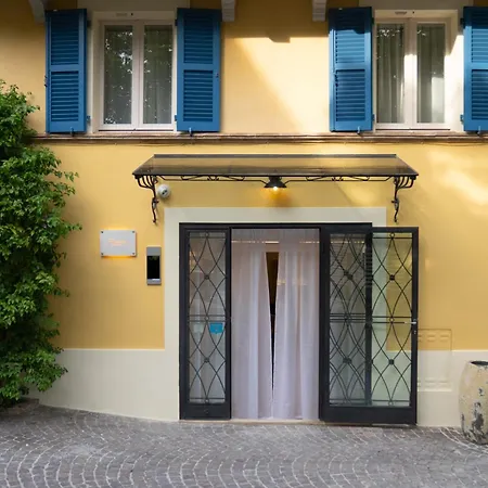 Guest house Il Torrione Relais 3*