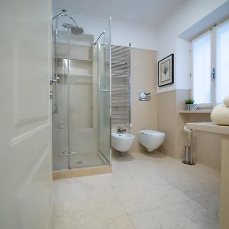 بيت ضيافة Il Torrione Relais سيرولو