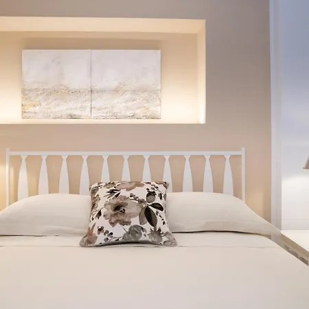 Il Torrione Relais بيت ضيافة سيرولو